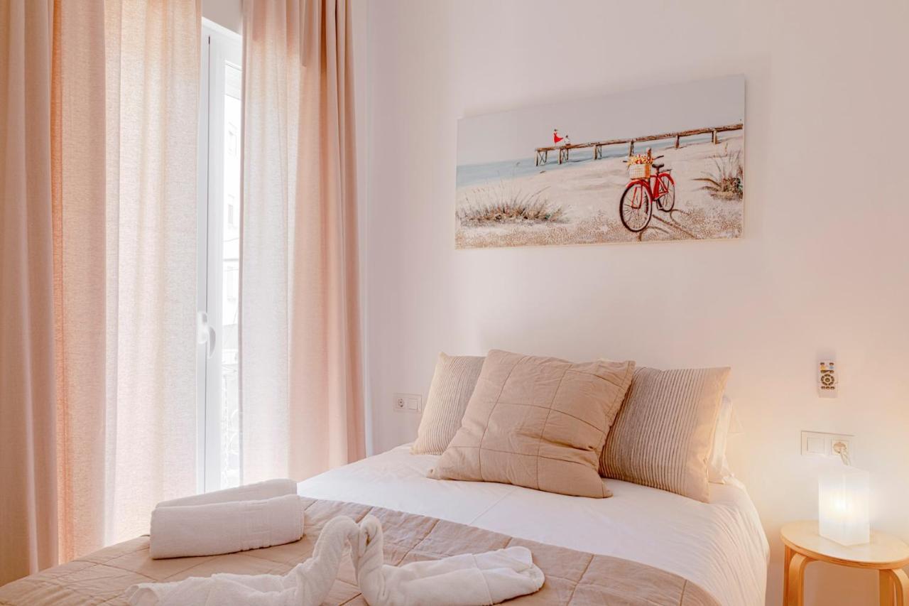 Homeabout Juan De Austria Apartments Малага Екстер'єр фото