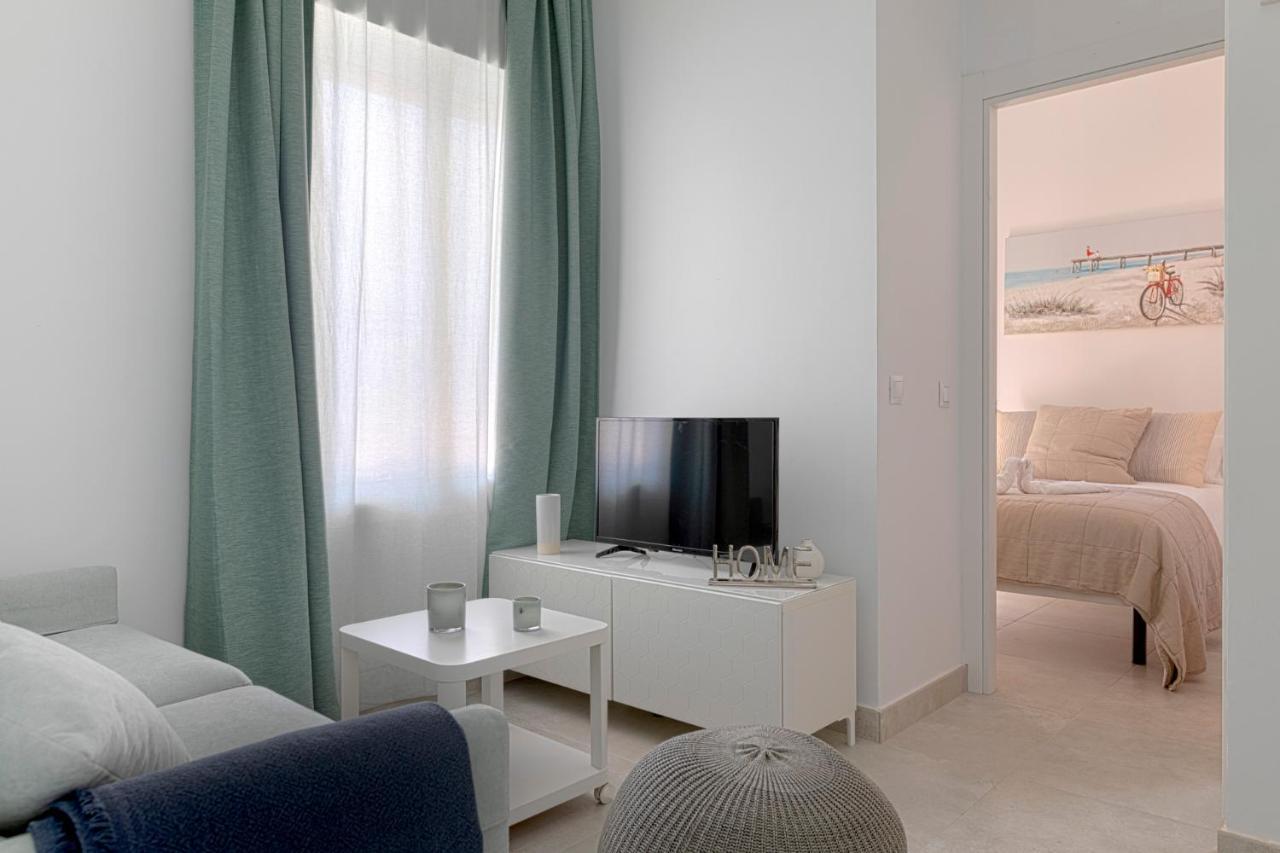 Homeabout Juan De Austria Apartments Малага Екстер'єр фото