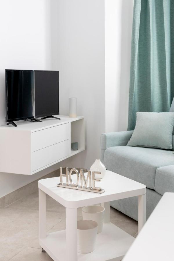 Homeabout Juan De Austria Apartments Малага Екстер'єр фото