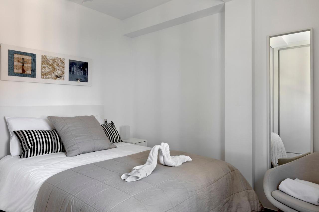 Homeabout Juan De Austria Apartments Малага Екстер'єр фото