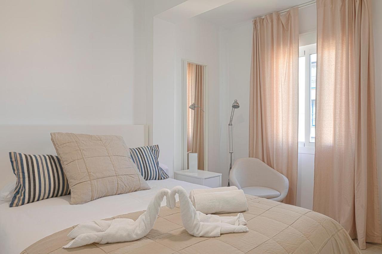 Homeabout Juan De Austria Apartments Малага Екстер'єр фото