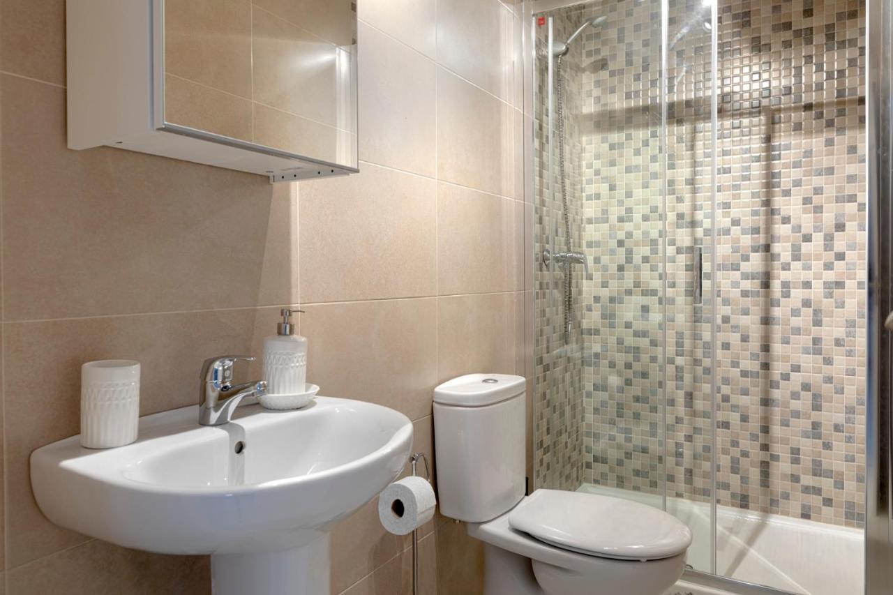 Homeabout Juan De Austria Apartments Малага Екстер'єр фото
