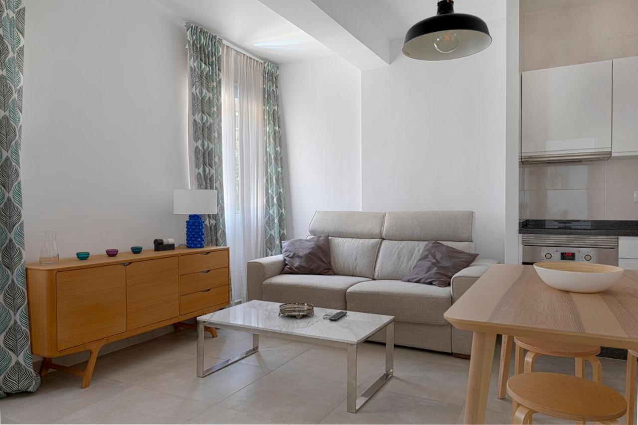 Homeabout Juan De Austria Apartments Малага Екстер'єр фото