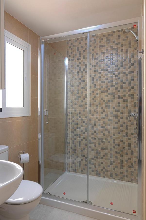 Homeabout Juan De Austria Apartments Малага Екстер'єр фото