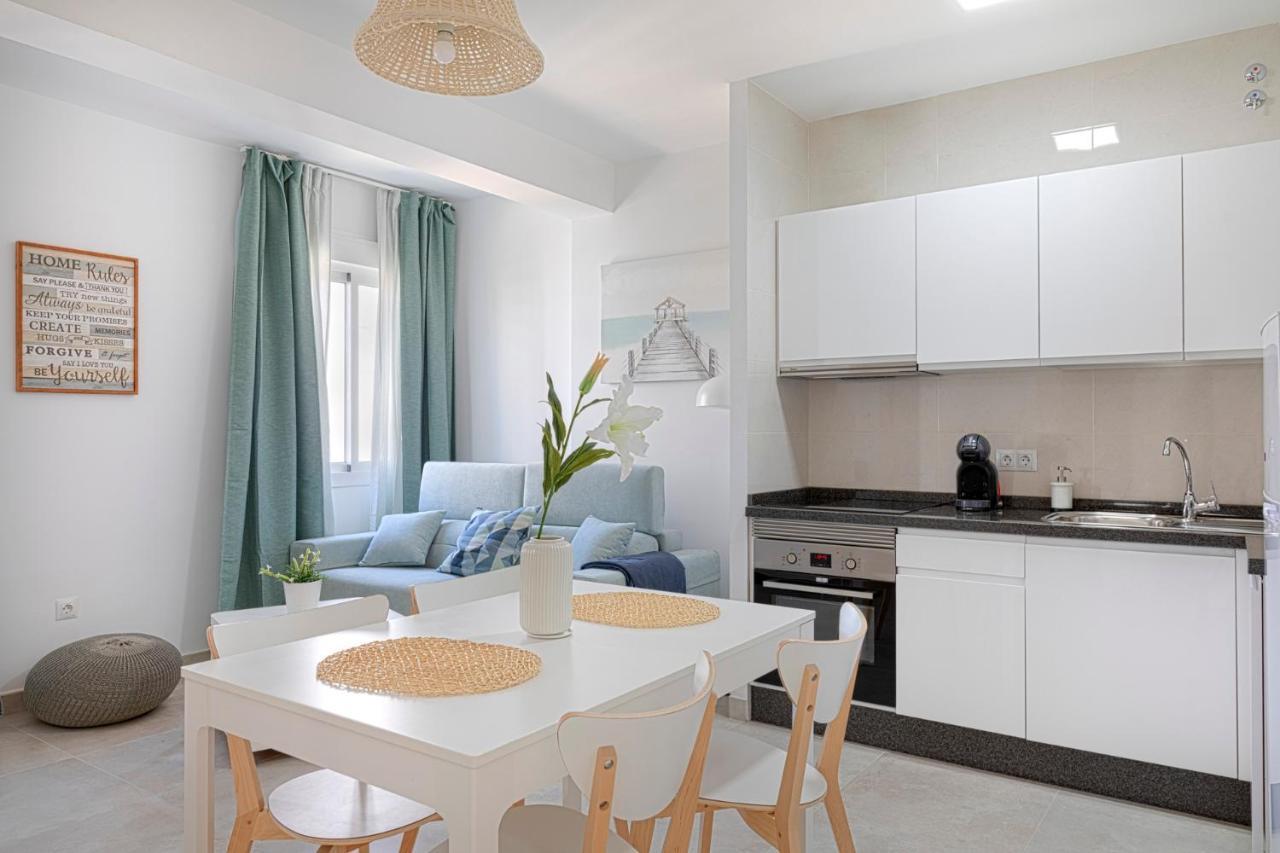 Homeabout Juan De Austria Apartments Малага Екстер'єр фото